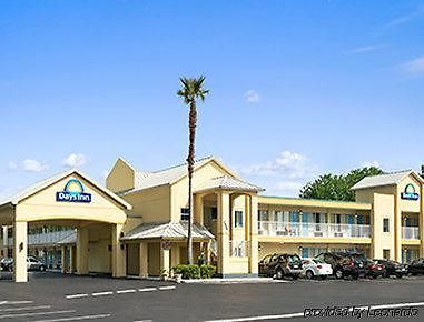 Days Inn By Wyndham Daytona Beach Speedway Exterior foto